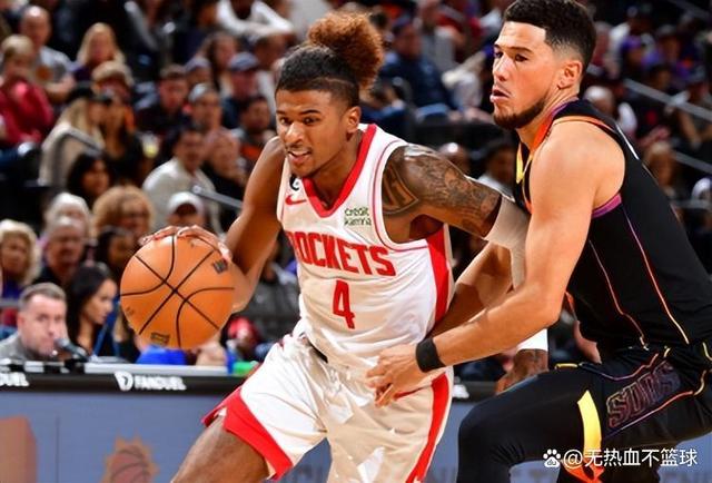 又见绝平！洛杉矶快船与拜仁慕尼黑鏖战至终场，马龙读秒救主的简单介绍