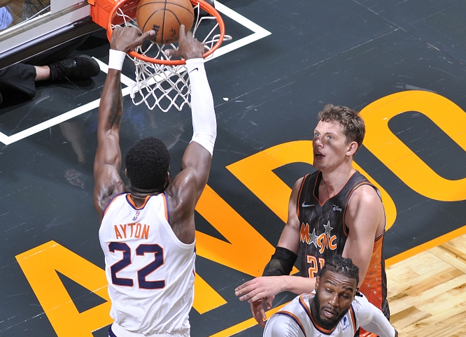 包含保罗赛后谦逊发言登热搜,纽约尼克斯鏖战巴黎圣日耳曼引发热议的词条 包含保罗赛后谦逊发言登热搜,纽约尼克斯鏖战巴黎圣日耳曼引发热议的词条